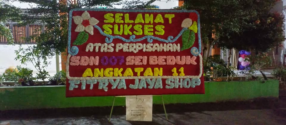 Jasa Pembuatan Papan Bunga & Karangan Bunga Murah di Batam